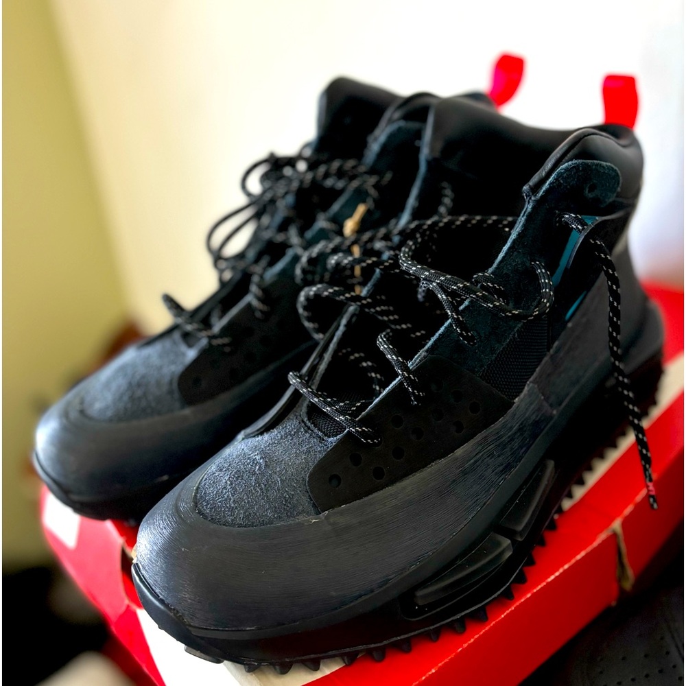 Adidas (Pharrel Williams) Human Kind RYAT tech boot size 12 with extra laces!